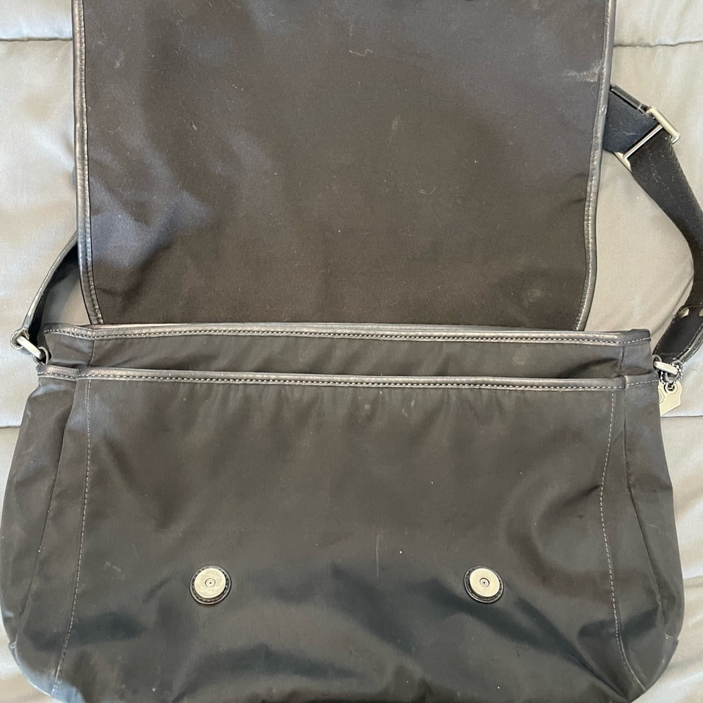 Coach Black Messenger Bag nylon with leather trim - Picture 5 of 12